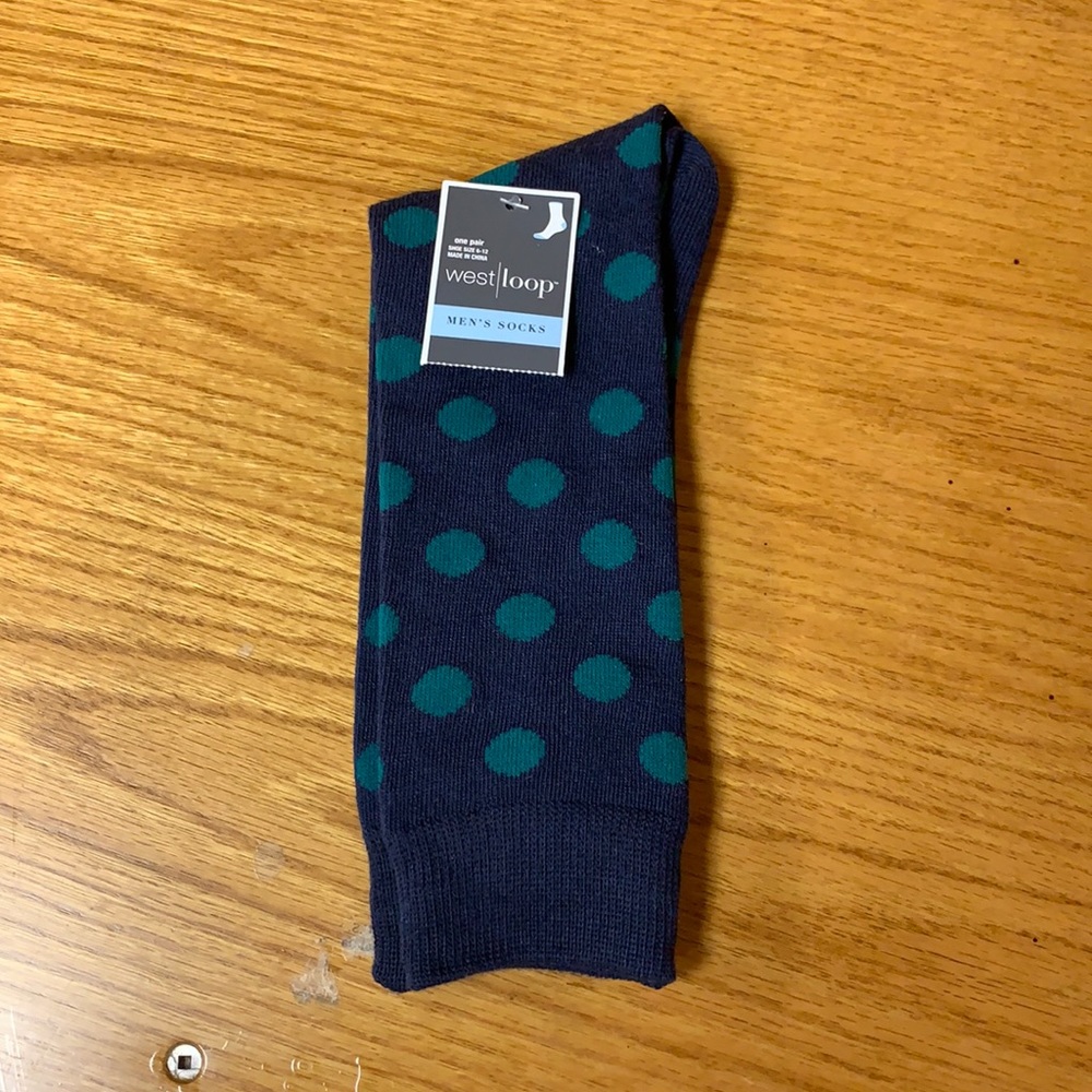 Men’s west loop socks blue/green polkadots design
